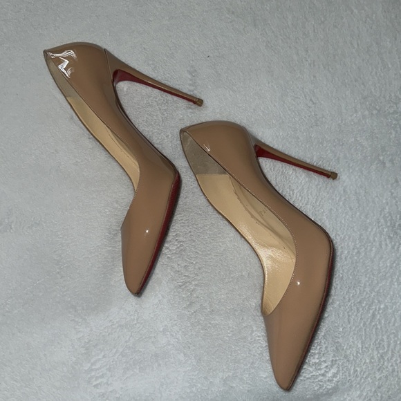 Christian Louboutin - Picture 3 of 5